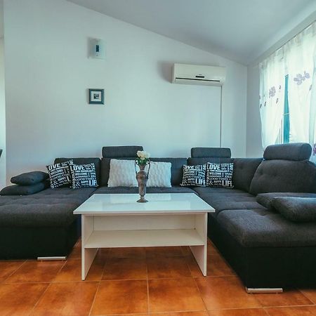Villa Relax Veliki Drvenik Eksteriør bilde