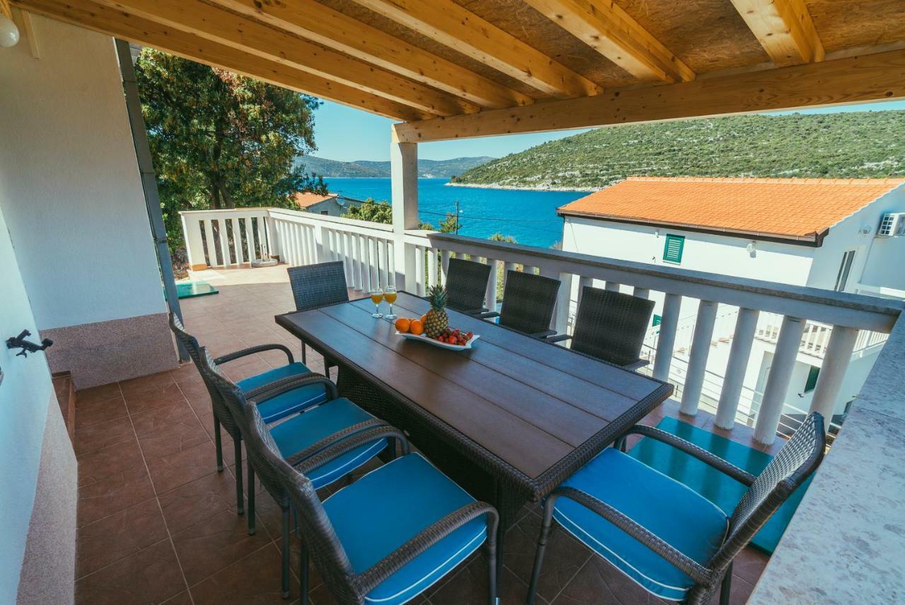 Villa Relax Veliki Drvenik Eksteriør bilde