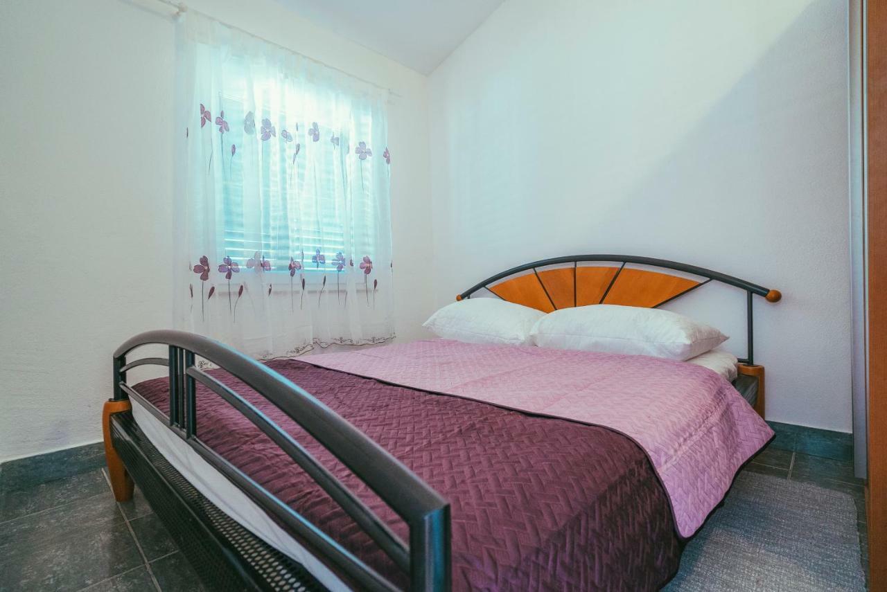 Villa Relax Veliki Drvenik Eksteriør bilde